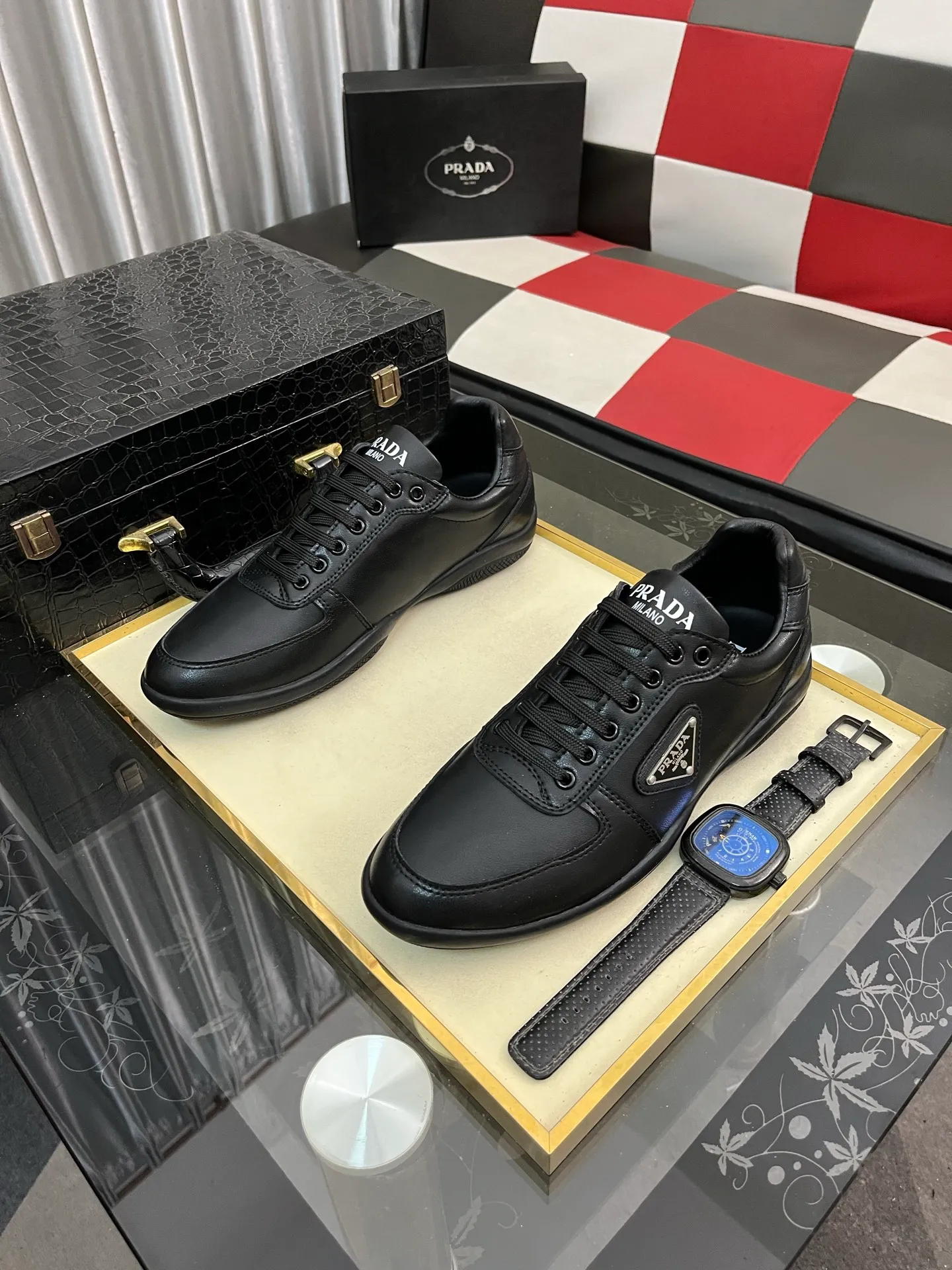 Men's Men's Shoes💰440⌚️⌚️《PRADA*》The latest and most popular casual shoes, top brand [seduce] luxury~purchasing agent, top~quality. [Strong] The upper is made of imported breathable cowhide with material ➕ breathable sheepskin feet (•) and fine workmanship. Original stylish and stylish soft rubber wear-resistant outsole, light and comfortable on the foot, size: 38-443️⃣colors available